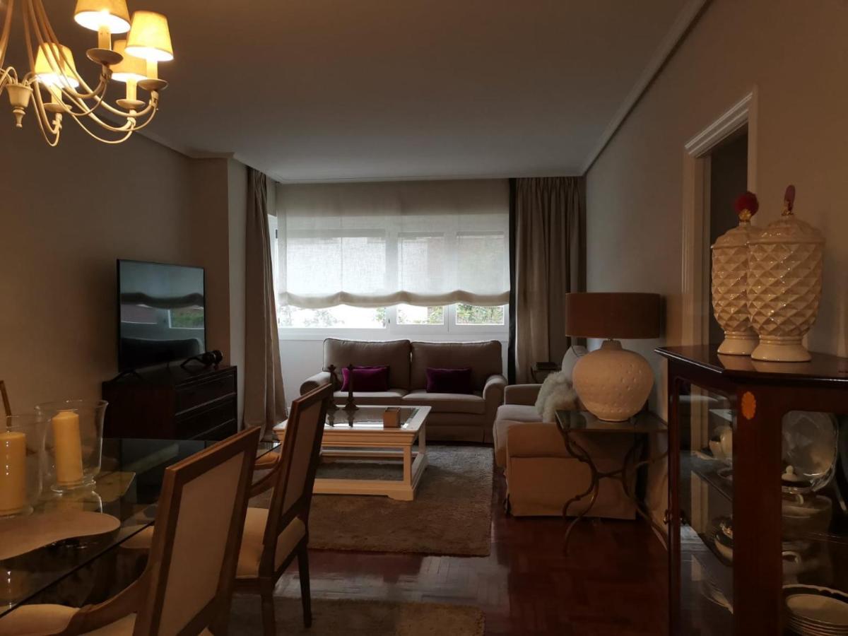 Habitación con baño privado en Bilbao Exterior foto